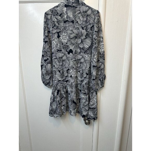 Express Mini Dress Drop Waist NWTs $98 Black And White Rayon Ecovero Oversized - Picture 4 of 5